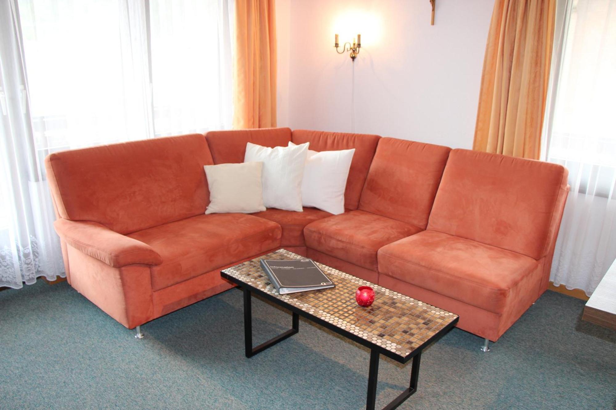Apartments Bergrose Saas-Fee Room photo